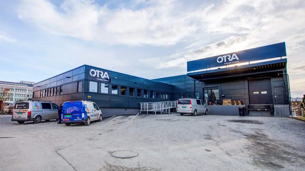 Otra – Lease of 2,300 sq m of office, warehouse and trade store at Bryn